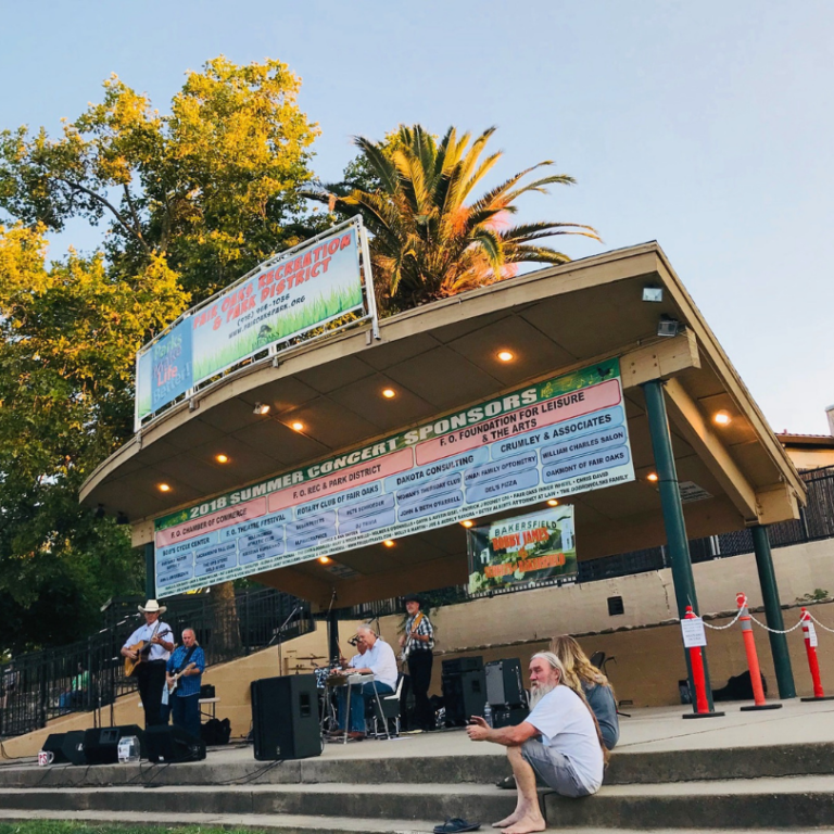 Concert in Fair Oaks Village Park